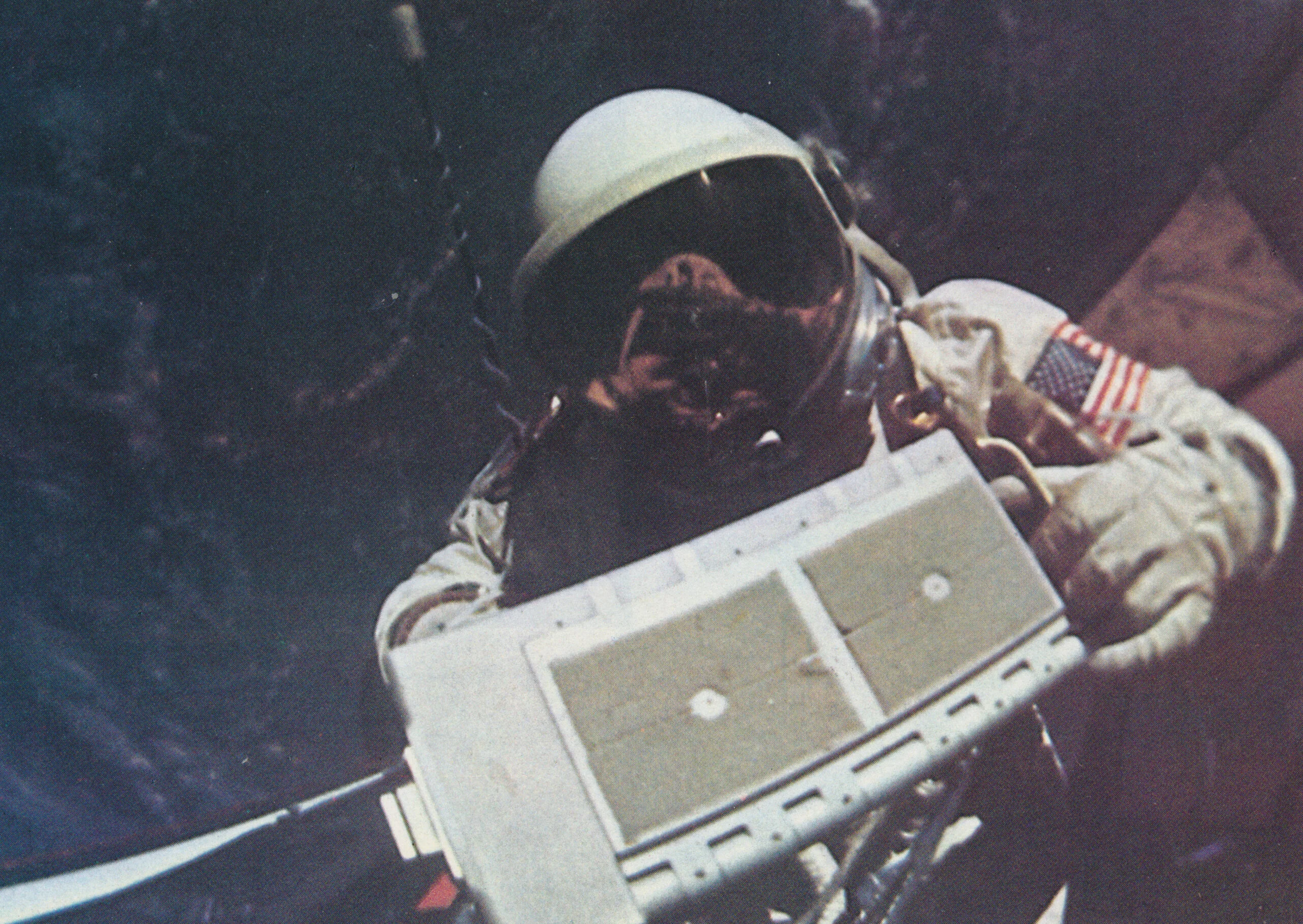 Hand-Held Maneuvering Unit